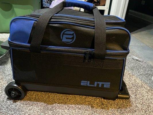 New rolling bag for 2.