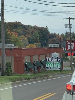 Trump 2020 sign outside Goodwill!