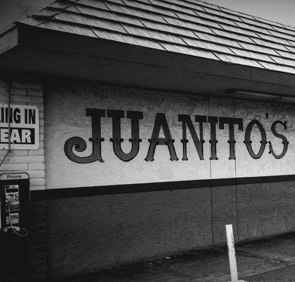 Juanito's Liquor Store Front..  Painted by a local artist from Riverside High School,  confirming that Juanito's is for El Paso by El Paso .