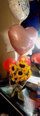 This is how i receieved my anniversary gift non inflated balloons and dead sunflowers