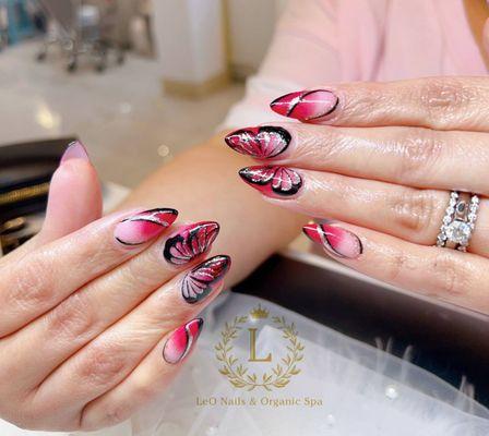 LeO Nails & Organic Spa