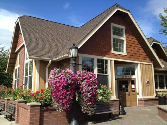 Mount Angel Public Library