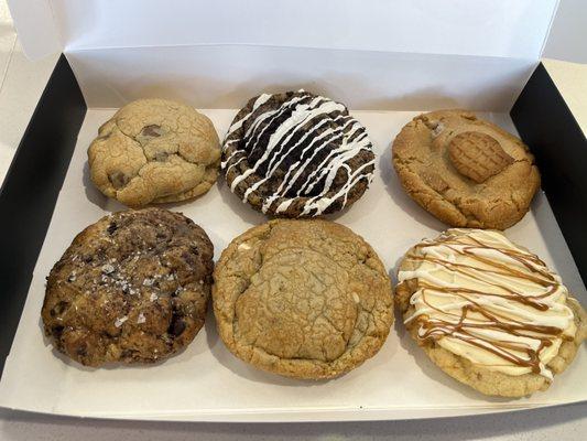 From top left: Chocolate Chip, Oreo Cheesecake, Nutter Butter, Salted Caramel, Baked Butterbeer, Cookie Butter Cheesecake