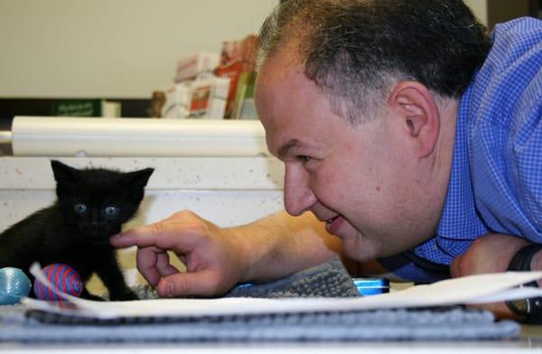 Dr. Manny Kanter saying hello to a new patient.