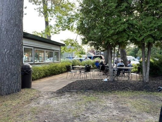 Outdoor patio