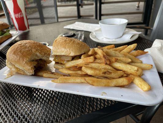 Angus melt with cheddar cheese substitute for Swiss !