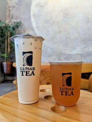 Roasted oolong milk tea (left) // Peach oolong iced tea (right)