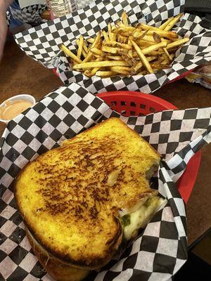 Pesto grilled cheese with fries