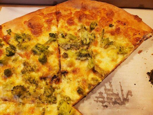 So called White Pie with Broccoli