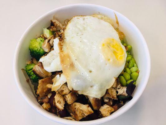 Proteiner signature bowl with egg