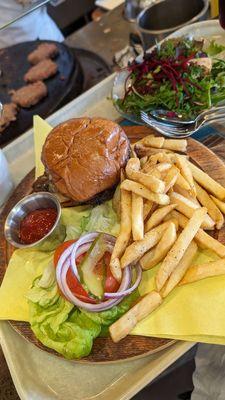 $10 smash burger includes fries, soup+salad bar, drinks, and dessert