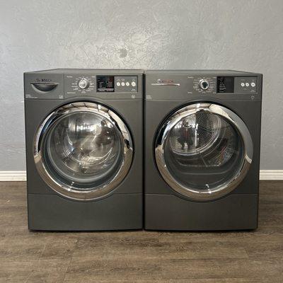 Bosch 3.3 Cu. Ft. Washer WFVC544AUC/26 & 6.7 Cu. Ft. Gas Dryer WTVC553AUC/09
$949.99 - 6 MONTH WARRANTY