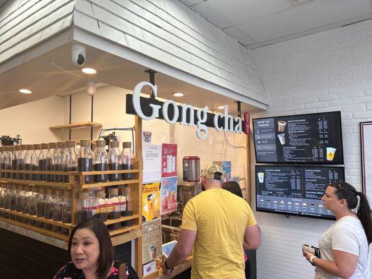 Inside Gong Cha Ridgewood NJ