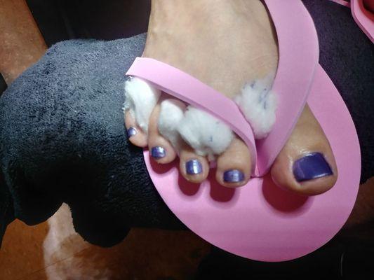 A fresh pedicure just in time for December!