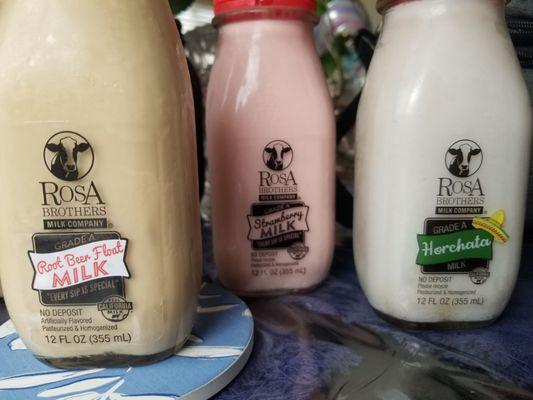 3 flavor milk. Root beer float, strawberry, horchata