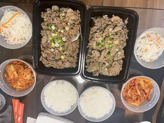 Bulgogi Comes with rice kimchi and radish