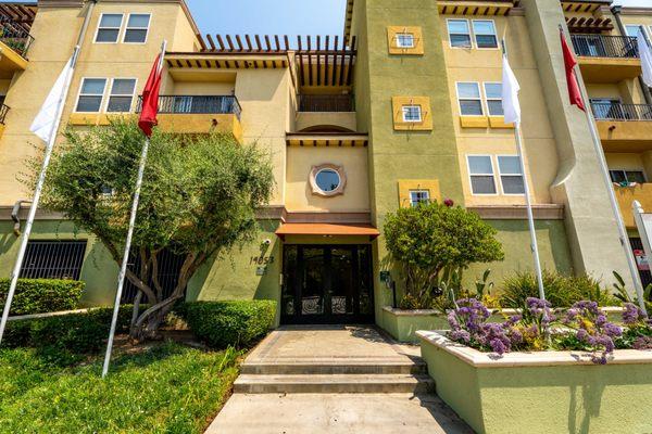 The Villagio Apartments in Northridge