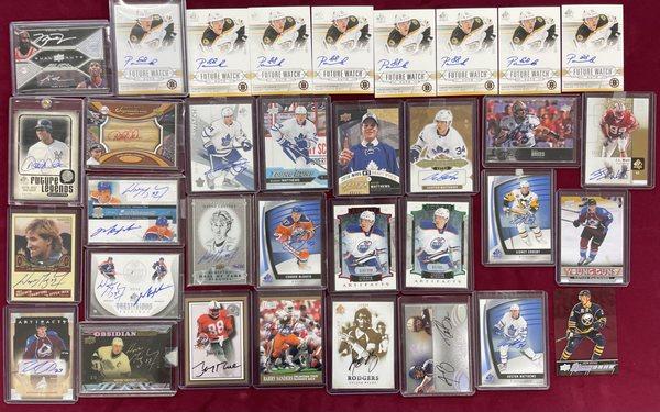 Very nice autograph collection.