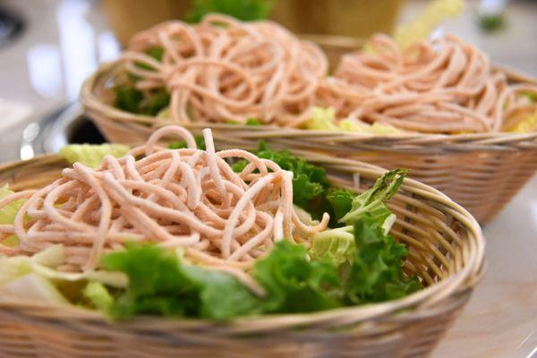 Tomato noodles ($1 with purchase of individual hot pot)