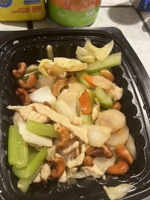 Cashew chicken.  Non sauce.  Plain. No flavor.