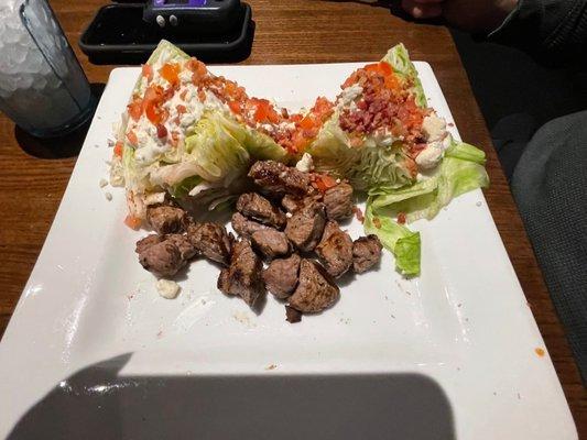 Wedge salad with steak