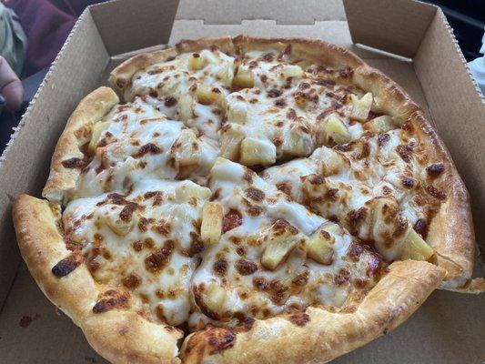 Small pineapple pizza