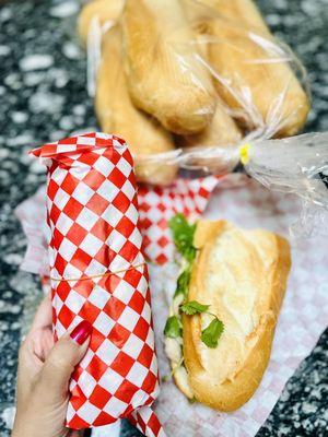 Grilled chicken Banh mi, grilled beef banh mi x dFresh baguettes