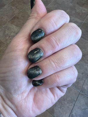 Cat eye gel manicure