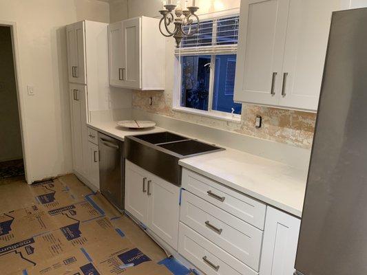 White shaker with TS 504 quartz and farmhouse sink  #2