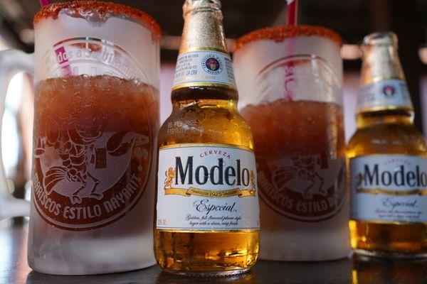 Michelada súper bomb