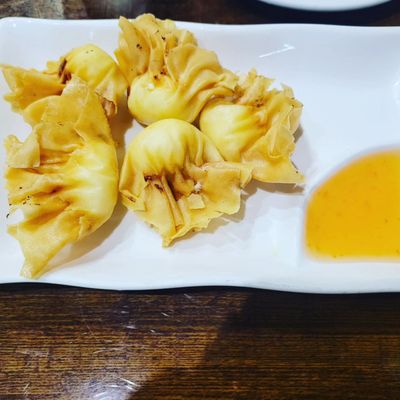 Crab Rangoon