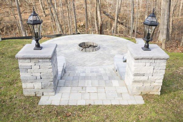 Custom Outdoor Stone Fire Pit & Patio