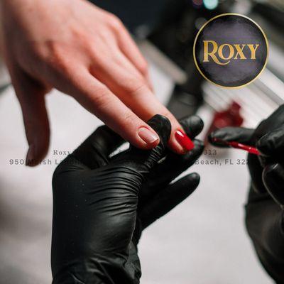 Roxy Nails