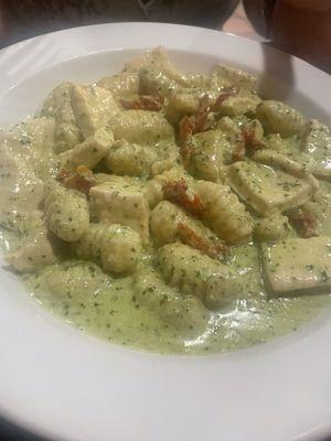 Gnocchi Pesto