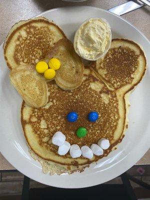 Minnie Mouse Pancake...mmhmm!!!