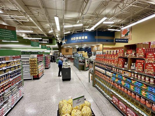 Publix food and flowers