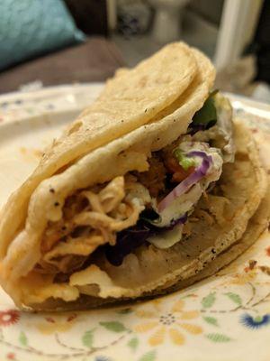 Chipotle chicken taco