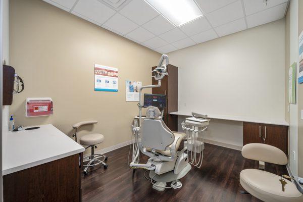 Dentists near Winter Haven, FL.