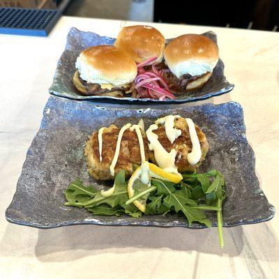 Crab Cakes & Filet Sliders