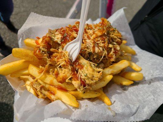 The shredded chicken fries with BBQ sauce. Eat them right away and they will be AMAZING!