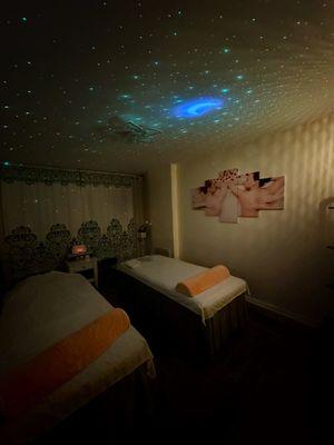 couple massage room