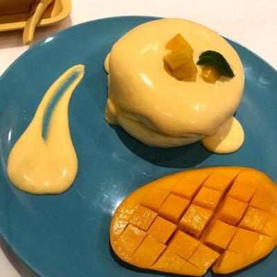 Japanese Mango Pancake