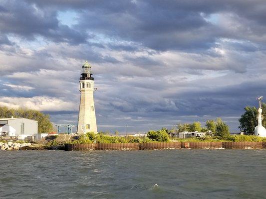 Built from limestone in 1833, the Buffalo Main Light has an octagonal tower that is 60ft tall.