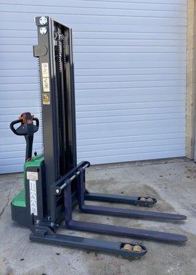 Ekko Stacker 119" Electric Walkie Stacker. SPECIAL ORDER AVAILABLE ALL ELECTRIC EKKO DEALER! DELIVERY INCLUDED!!!!