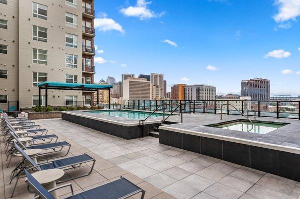 Arapahoe Square Apartments - Pool