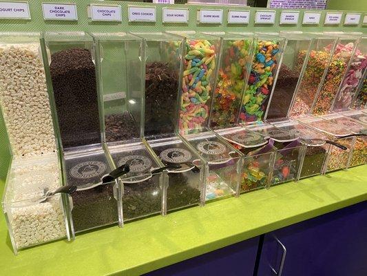 More toppings