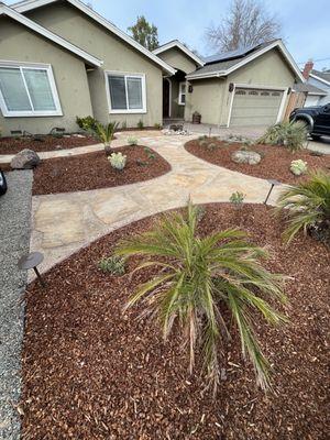 Nice flagstone pathway and mulch