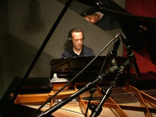 Mike Hardey - pianist