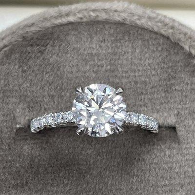 2.5 CT Round Diamond Engagement Ring