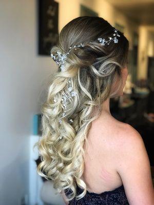 Beautiful Bridal Hair Style